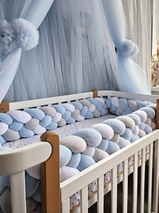 Double braided crib bumper for boy. KARI studio