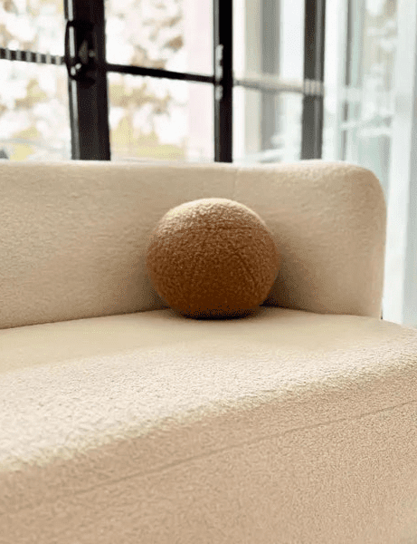 Throw pillow round. Decorative sofa pillows. 15 cm/5.9 inches