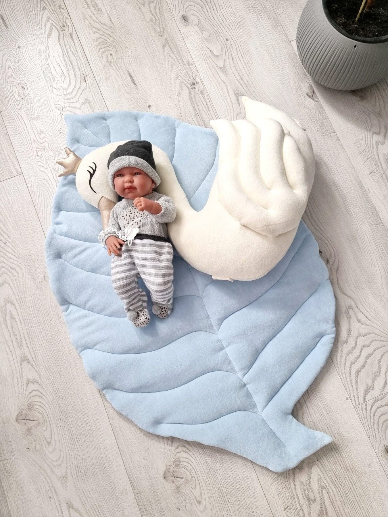 Baby leaf play mat light gray - KariStudio