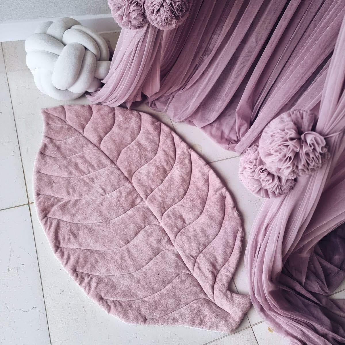 Baby leaf play mat blush rose - KariStudio