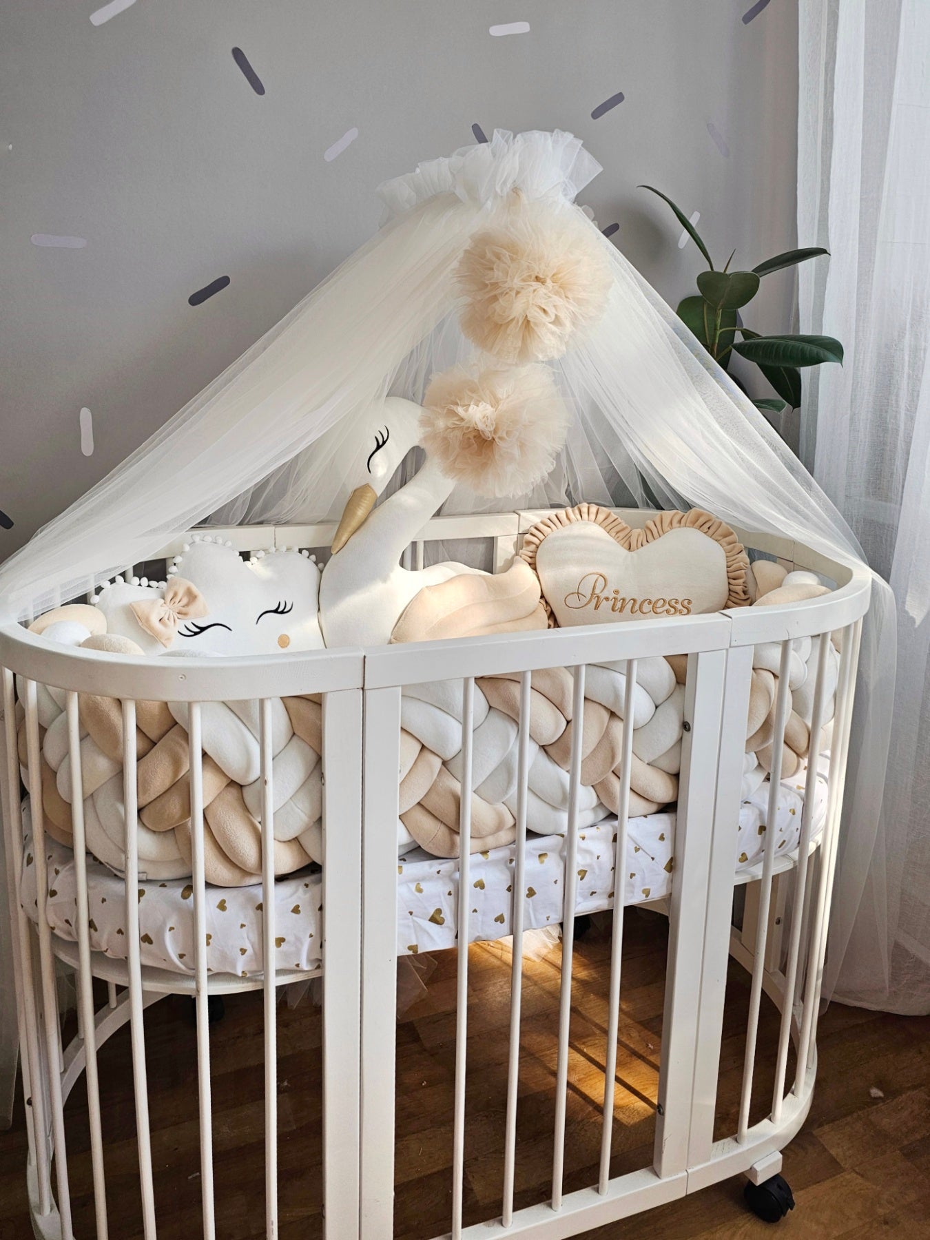 Luxury crib bumper set beige