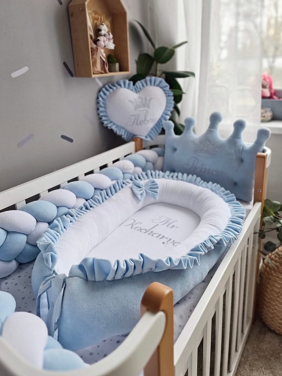 Baby nest with baby name blue