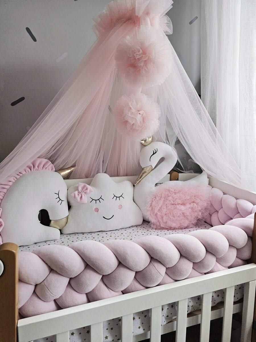 Exklusiv crib bumper set light pink. KARI studio