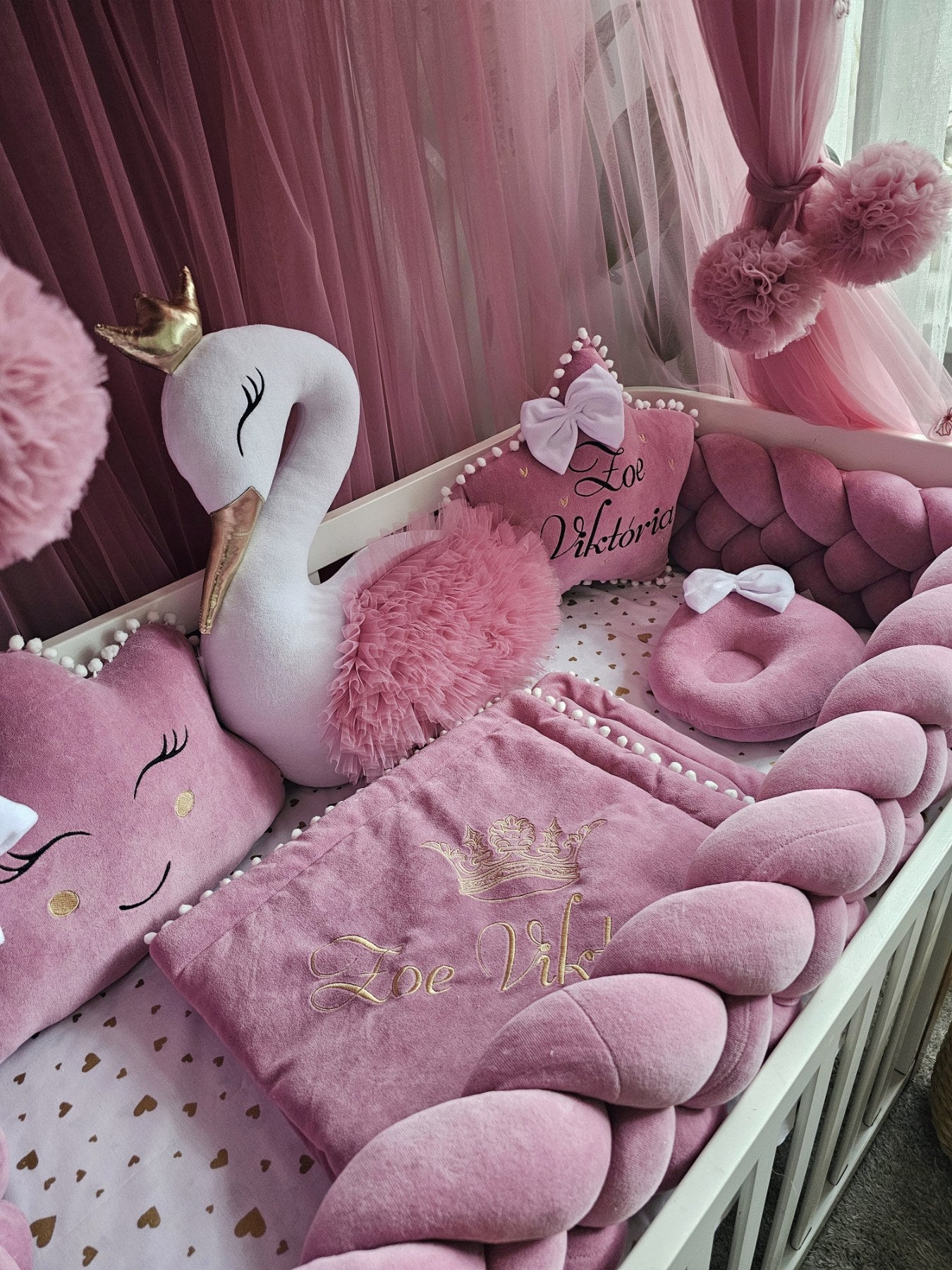 Luxury baby bedding set for girl dry rose. KARI studio