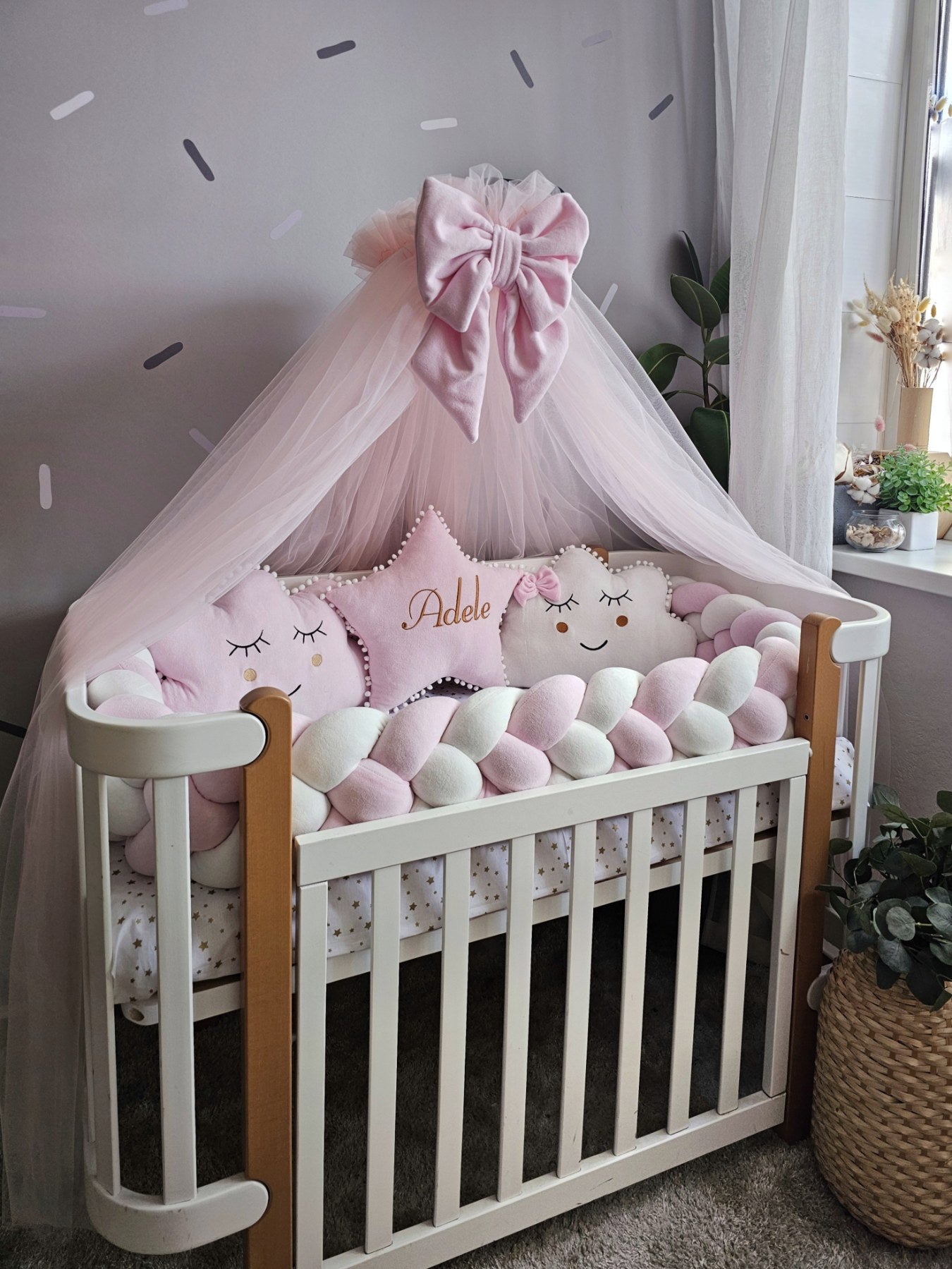 Baby crib bedding set for baby girl in light pink