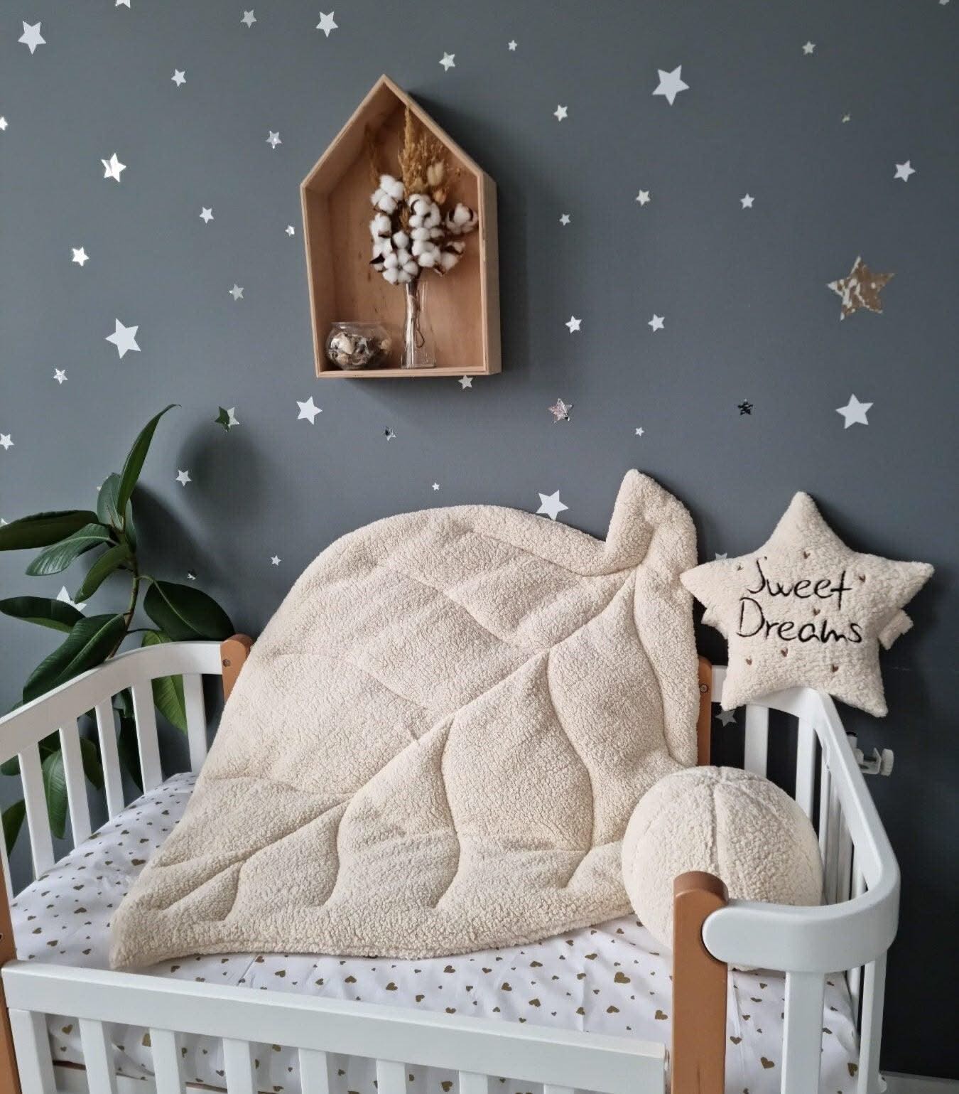 Baby shower gift activity leaf play mat - KariStudio