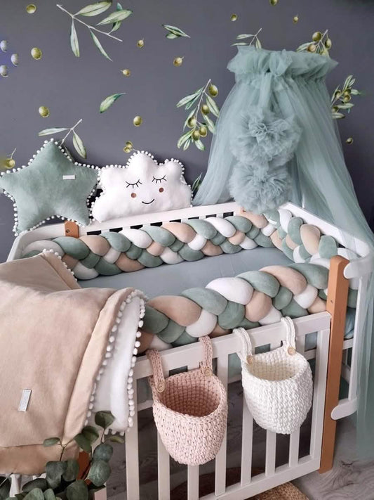 Personalized baby bedding set pistachio and beige - KariStudio