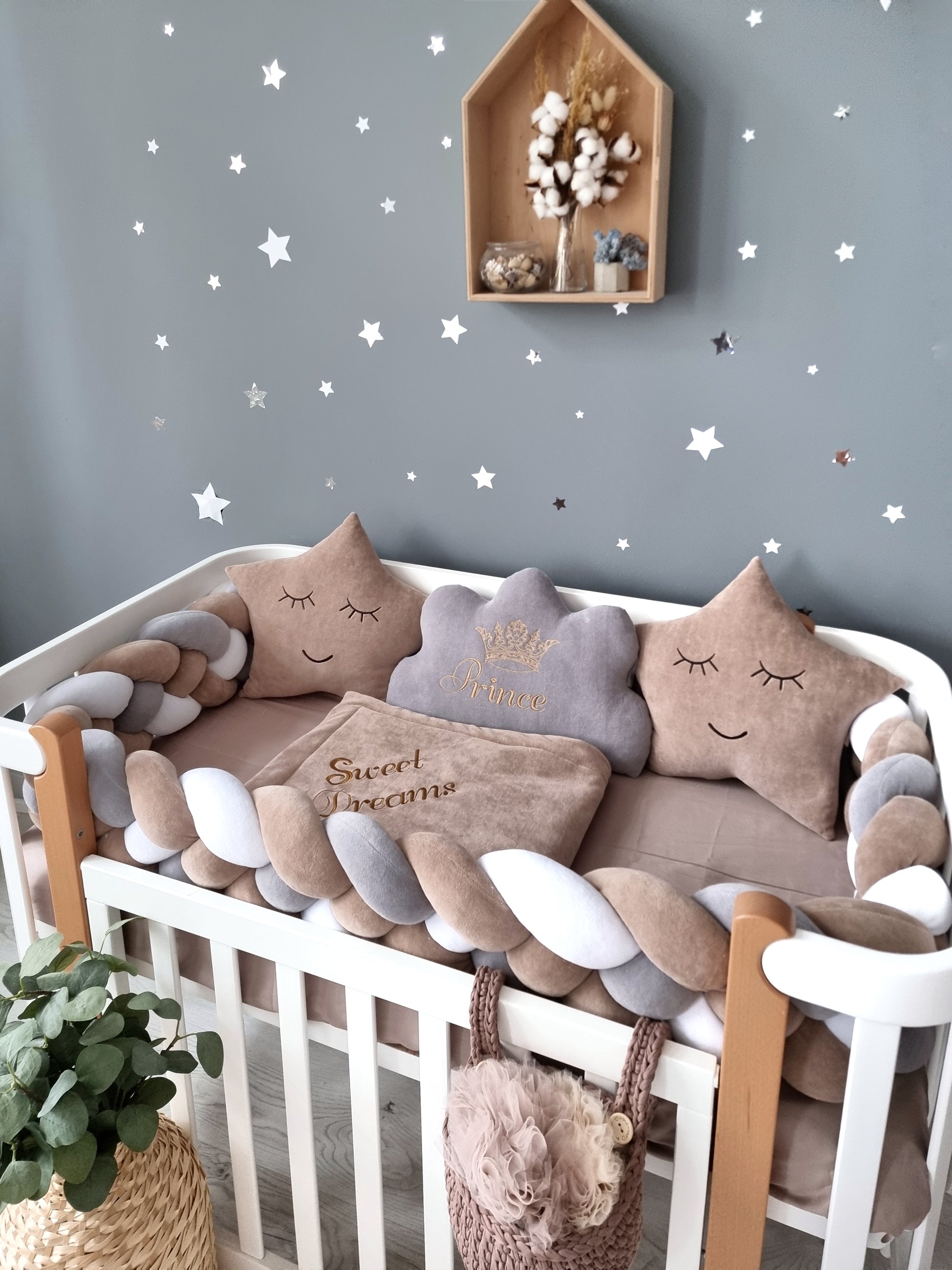 Baby bedding set with crib padding: cappuccino, gray, white. KARI studio