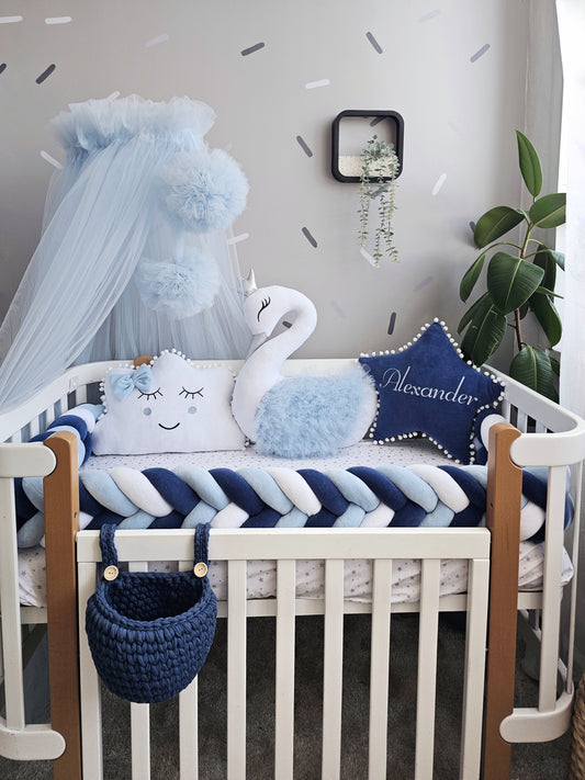 Navy blue baby crib bedding for boy. KARI studio