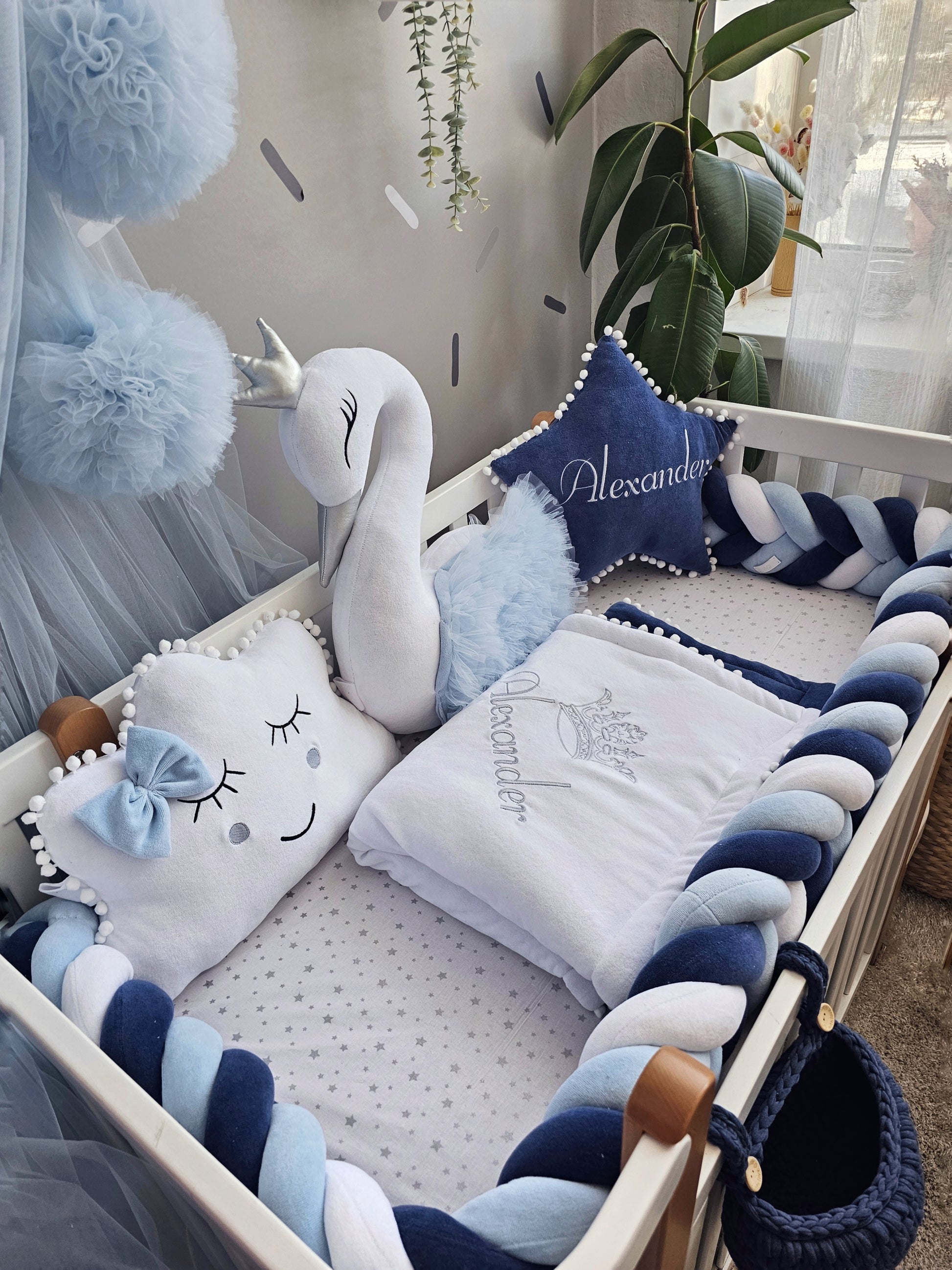 Navy blue baby crib bedding for boy. KARI studio