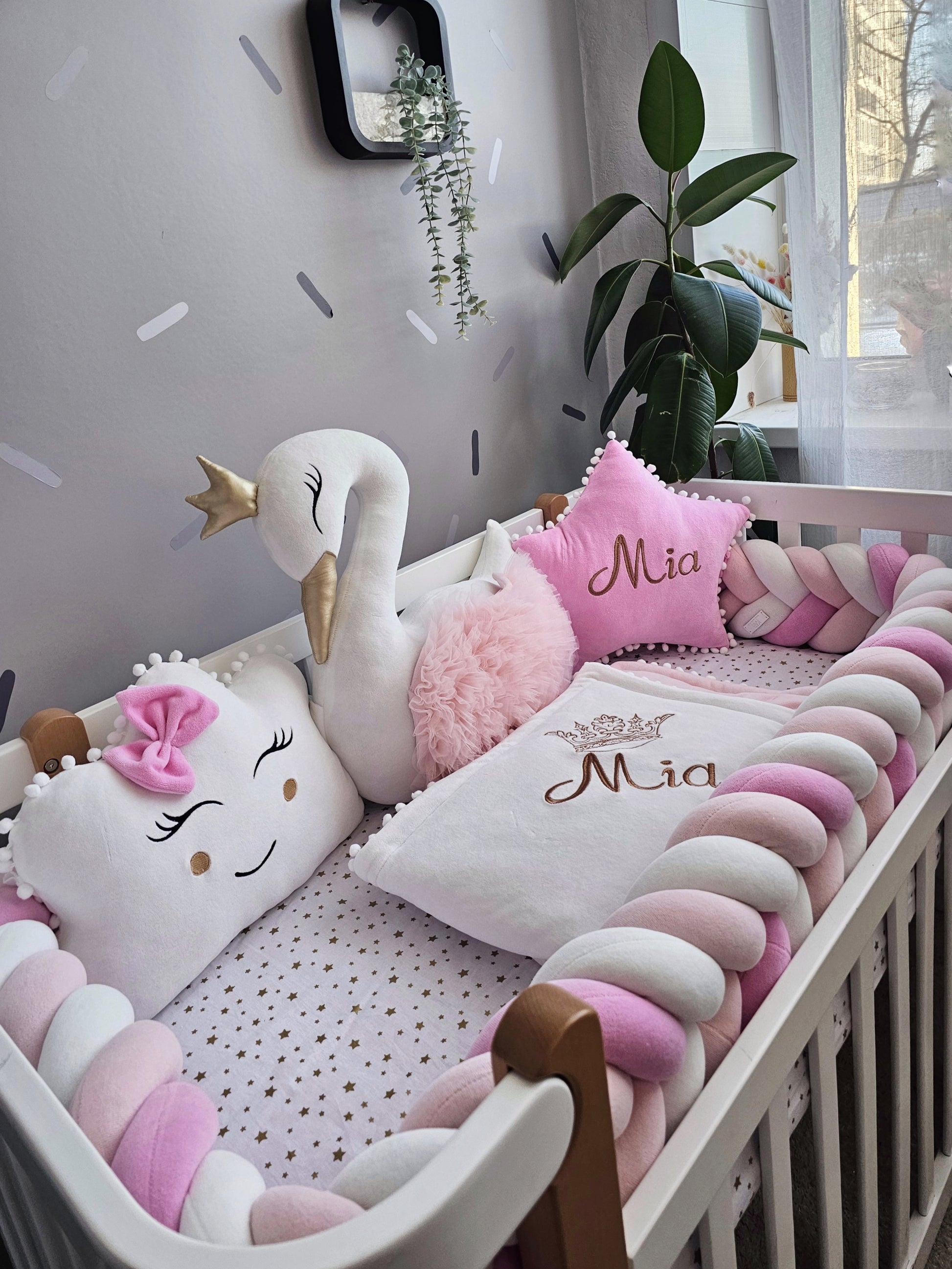 Baby girl crib bedding set pink, light pink, creamy. KARI studio