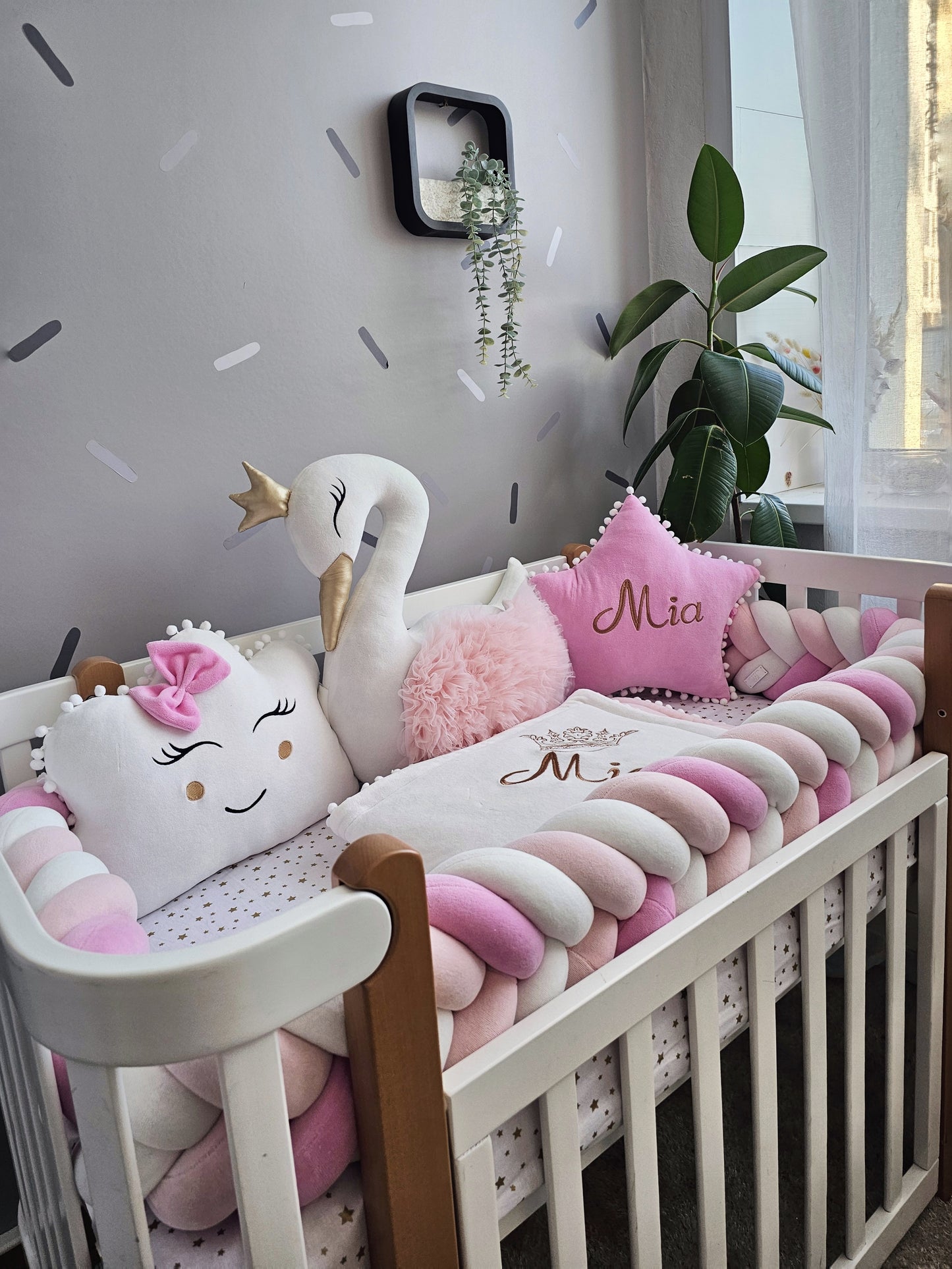 Baby girl crib bedding set pink, light pink, creamy. KARI studio