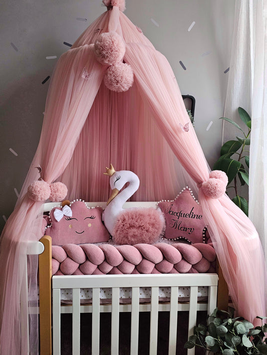 Luxury baby bedding with crib bumpers