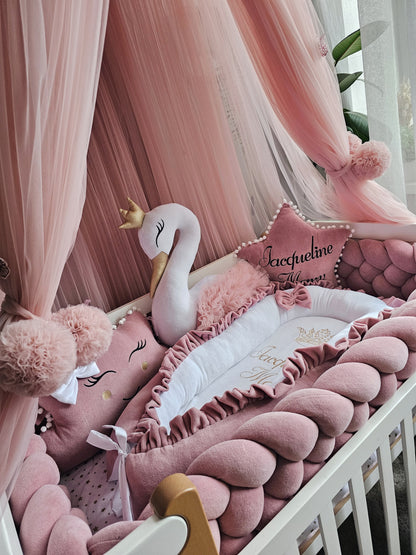 Luxury baby bedding with crib bumpers