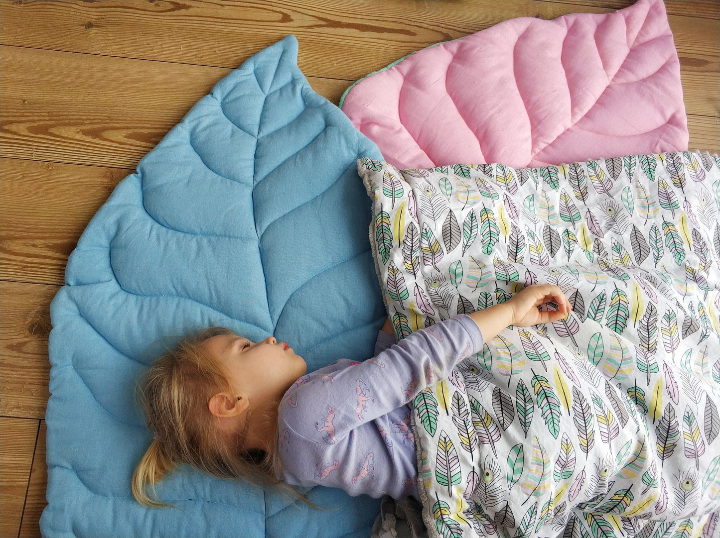 Baby-Spielmatte aus Leinenblatt, blau-rosa