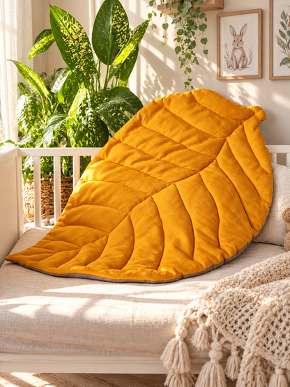 Baby linen leaf play mat mustard