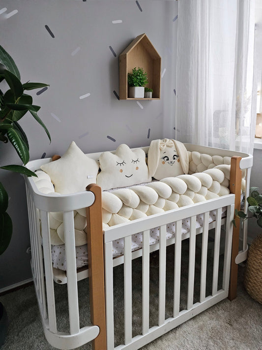 Cute baby crib bedding set. Kari studio