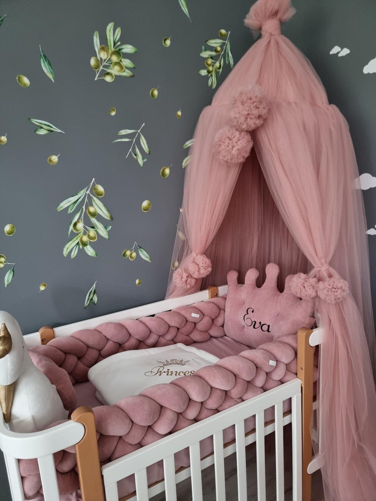 Personalized baby bumper cot set for girl dry rose. Braided crib bumper - KariStudio