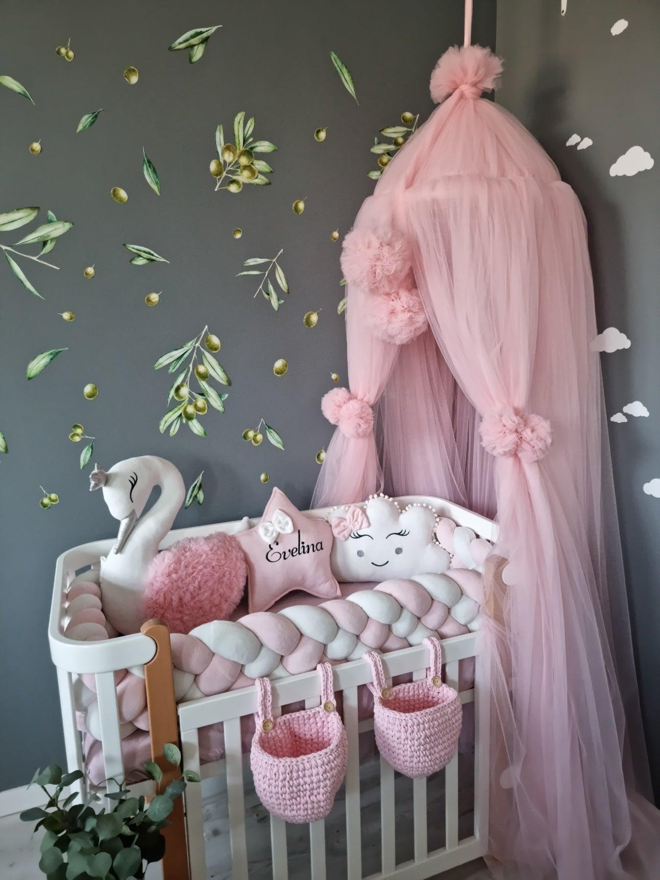 Personalized baby bedding set pink. Braided crib bumper - KariStudio