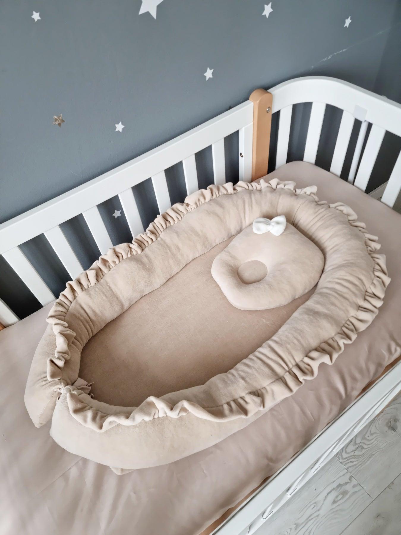 Personalized baby bedding set beige for boy or girl. Braided crib bumper - KariStudio