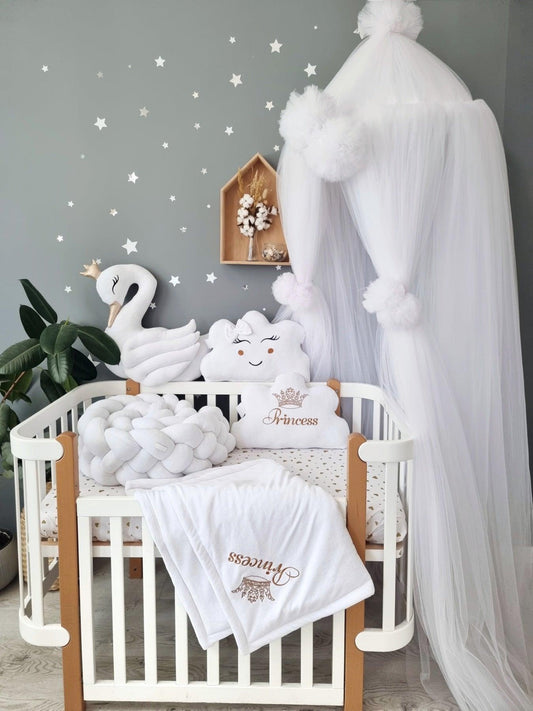 Personalized baby bedding set white - KariStudio