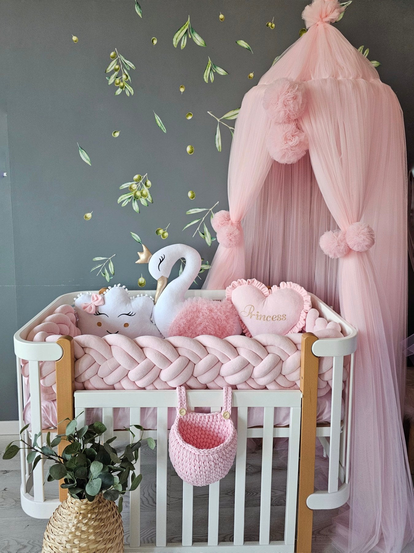 Luxury baby crib bedding set. Nursery decor. KARI studio