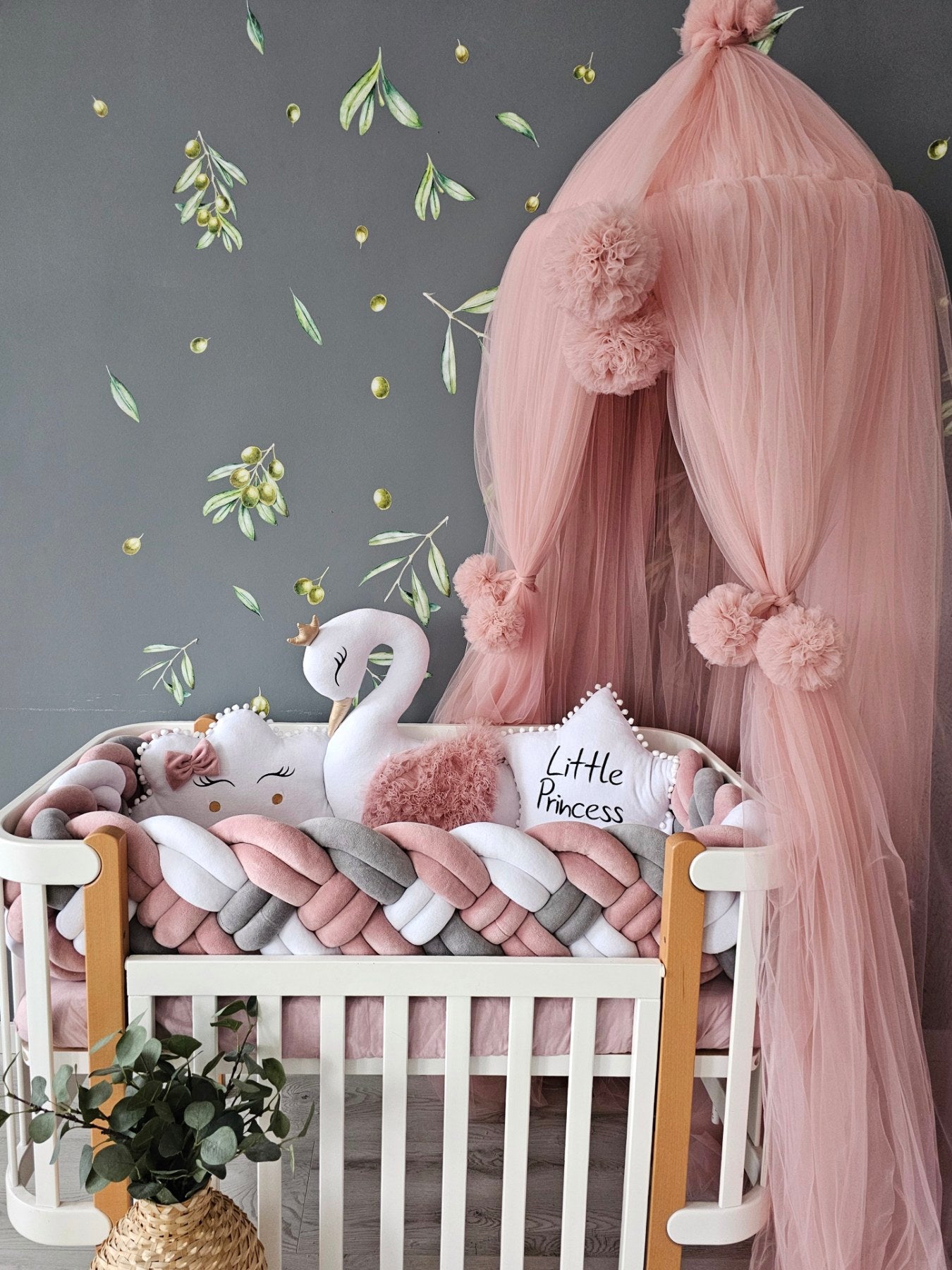 Personalized baby bedding set for girl