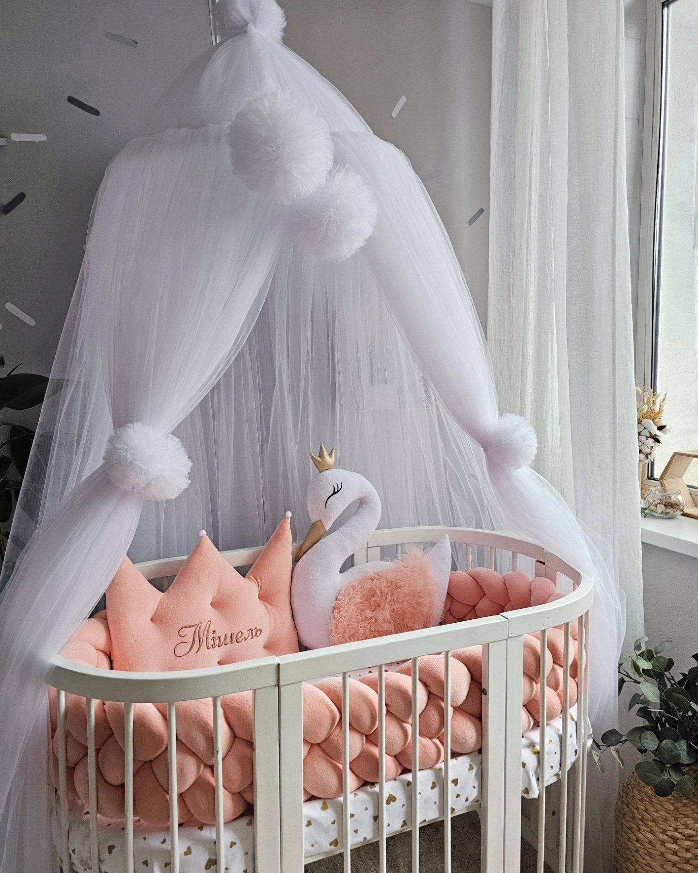 Luxury baby crib bedding set. Nursery crib decor