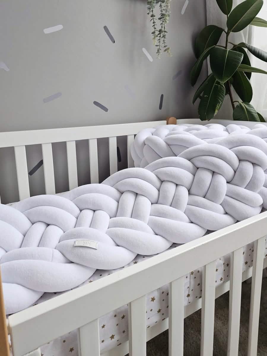 Braided crib bumper white – KariStudio