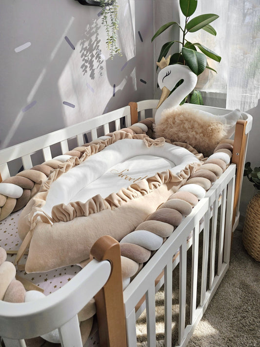 Gender neutral baby crib bedding set. KARI studio