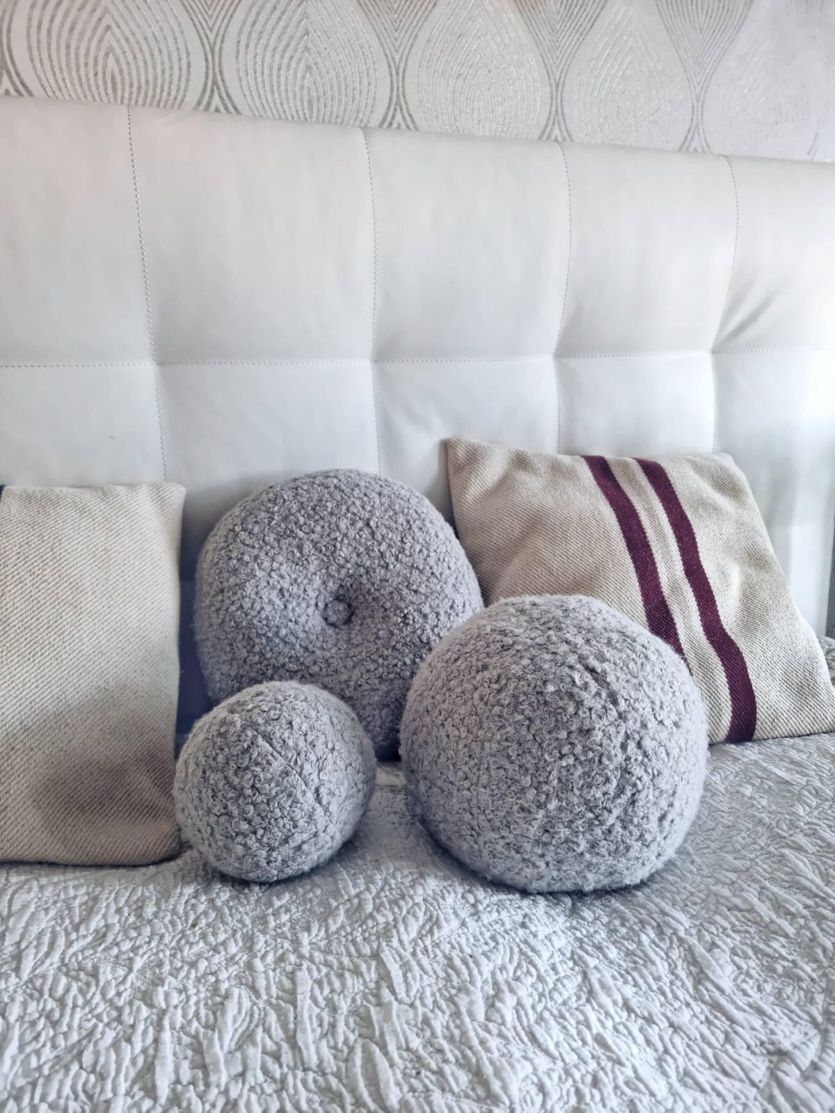 Decorative round pillow ball for couch, sofa - KariStudio
