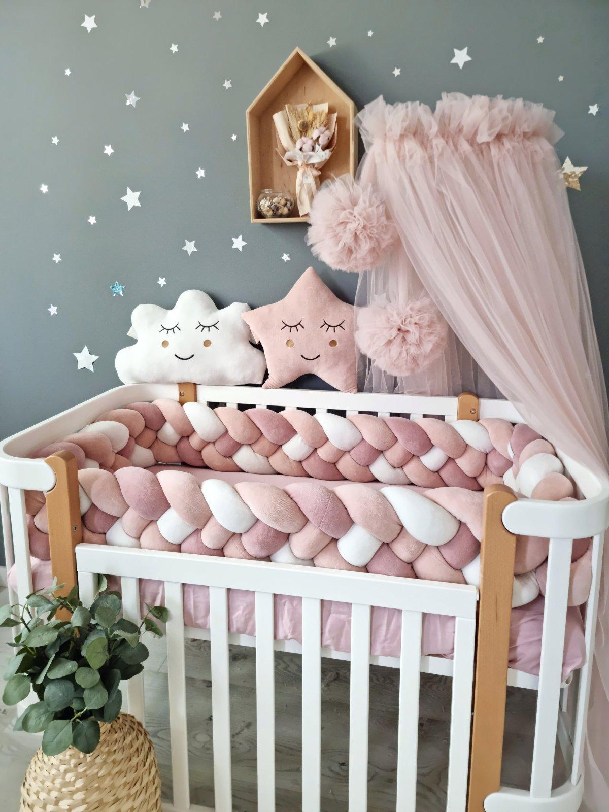 Personalized baby bedding set pistachio and beige. Braided crib bumper - KariStudio