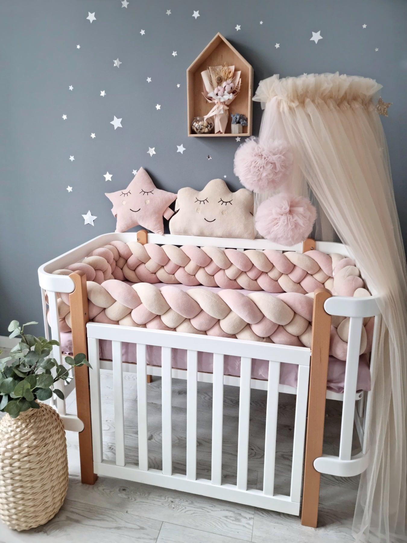 Personalized baby bedding set pistachio and beige. Braided crib bumper - KariStudio