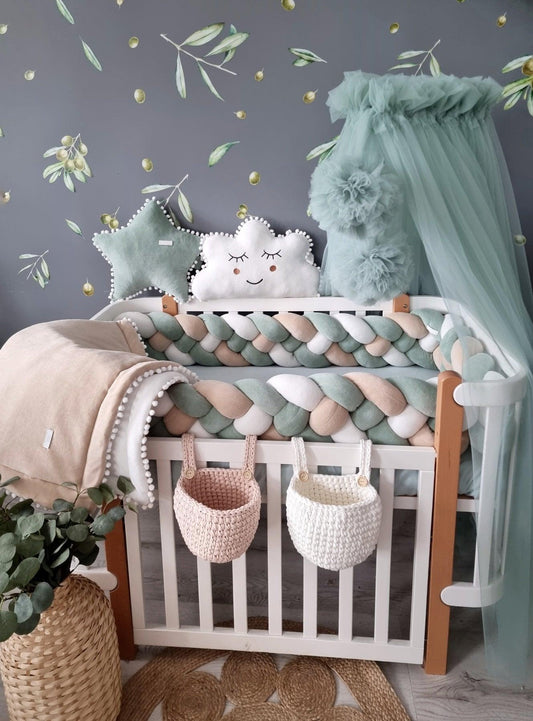 Personalized baby bedding set pistachio and beige - KariStudio